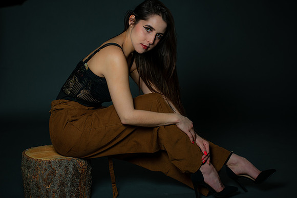 Leaning Off the Stump